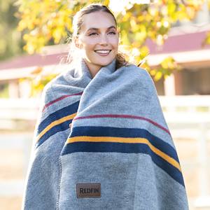 Chalet Stripe Blanket Made of 58% Recycled Cotton